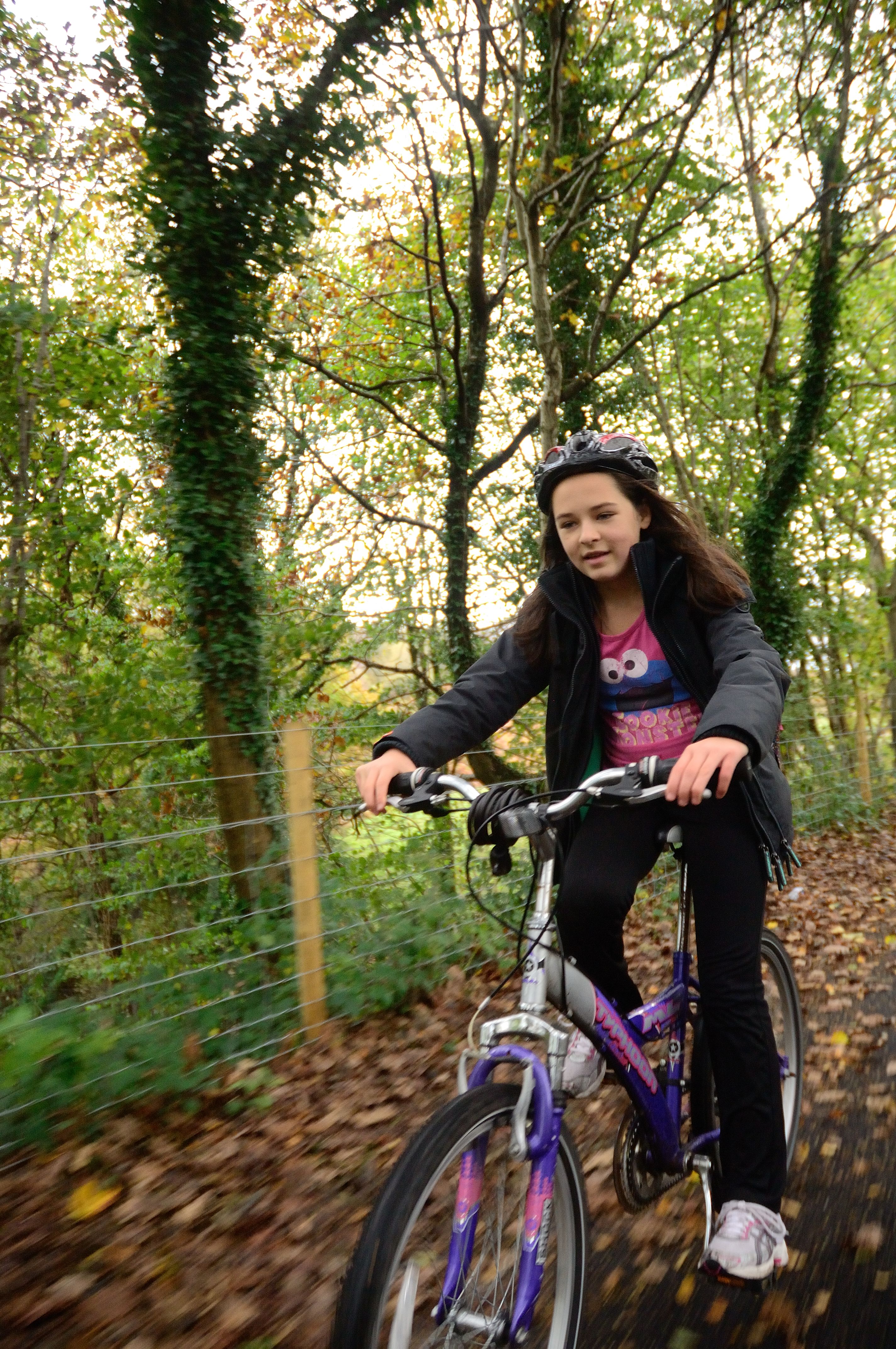 child cyclist